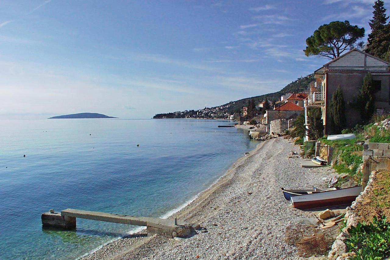 Apartments By The Sea Brist, Makarska - 11078 Buitenkant foto