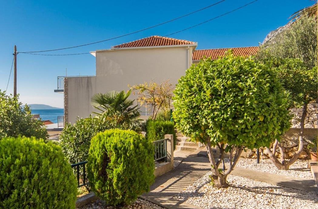 Apartments By The Sea Brist, Makarska - 11078 Buitenkant foto