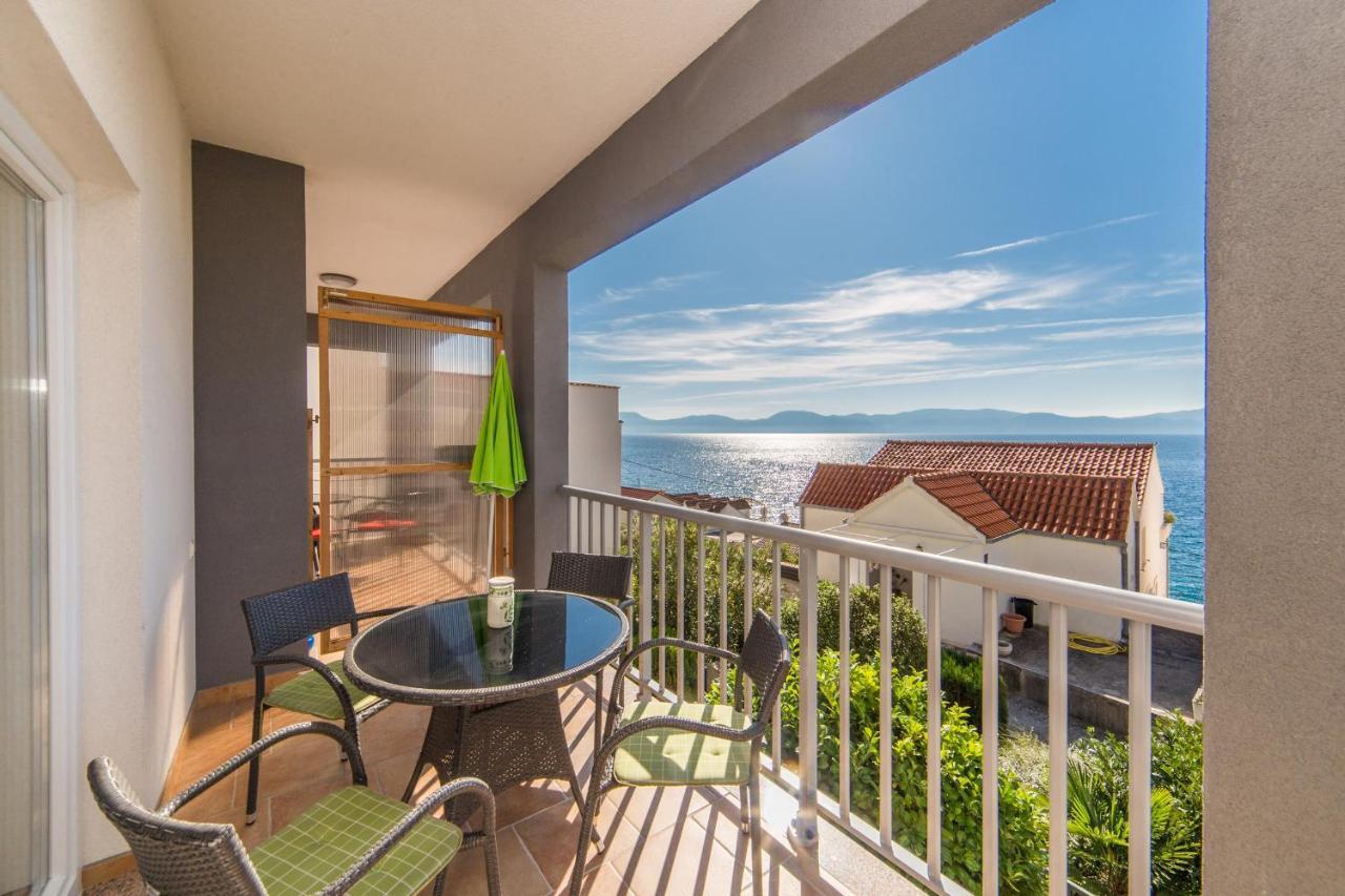 Apartments By The Sea Brist, Makarska - 11078 Buitenkant foto