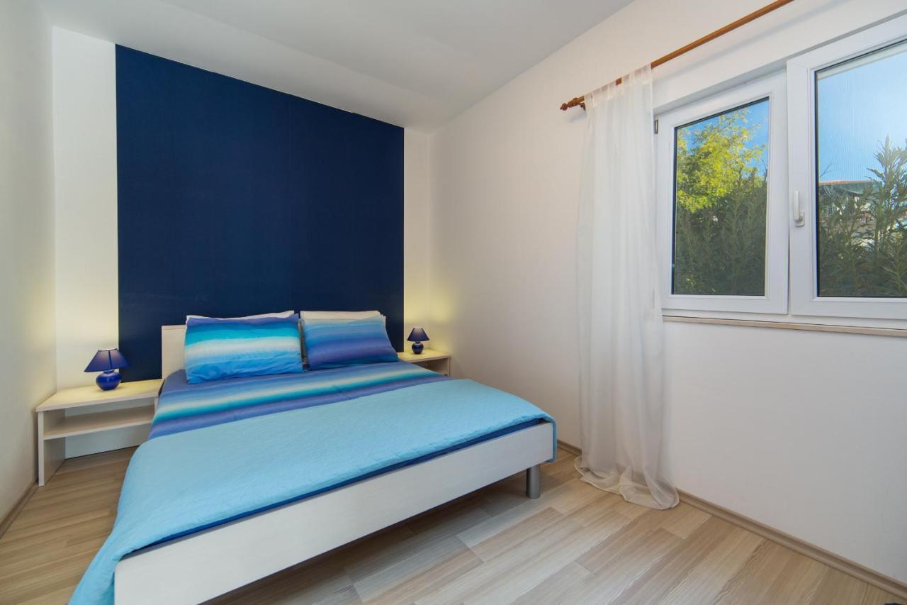 Apartments By The Sea Brist, Makarska - 11078 Buitenkant foto