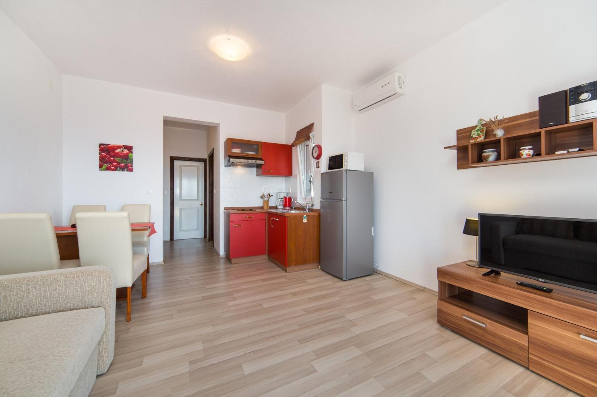 Apartments By The Sea Brist, Makarska - 11078 Kamer foto