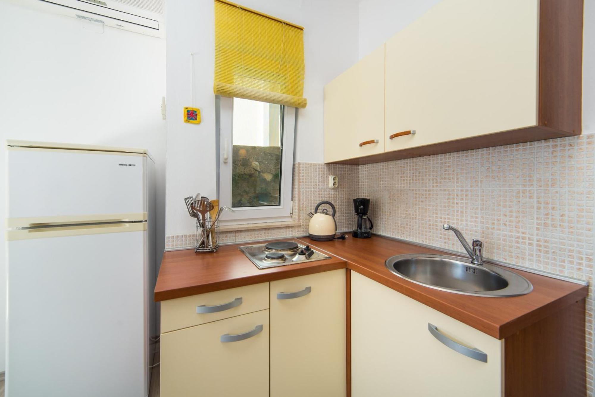 Apartments By The Sea Brist, Makarska - 11078 Kamer foto