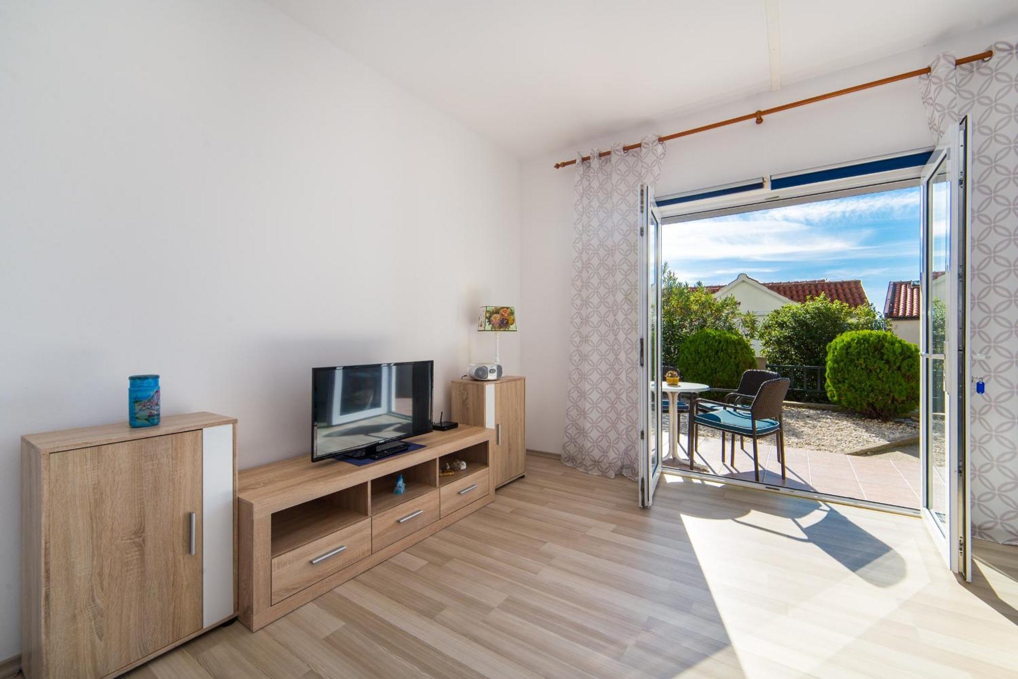 Apartments By The Sea Brist, Makarska - 11078 Kamer foto